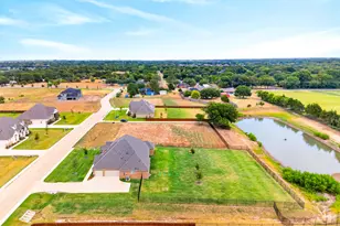 134 Hollingsworth Ln, Glenn Heights, TX 75154 - Photo 38