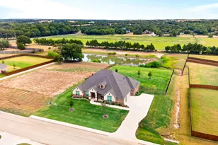 134 Hollingsworth Ln, Glenn Heights, TX 75154 - Photo 4