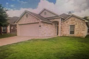3045 Andalusian, Robinson, TX 76706 - Photo 2