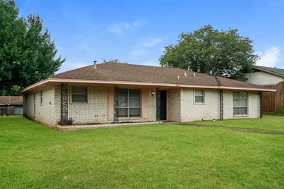 3426 Hacienda Drive, Dallas, TX 75233 - Photo 2