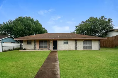 3426 Hacienda Drive, Dallas, TX 75233 - Photo 1