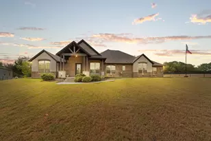 2533 Lime Ct, Burleson, TX 76028 - Photo 1