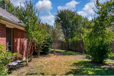 5829 Echo Bluff Drive, Haltom City, TX 76137 - Photo 28