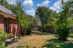 5829 Echo Bluff Dr, Haltom City, TX 76137 - Photo 28
