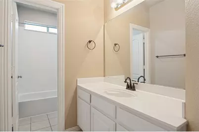 1827 Auburn Drive, Carrollton, TX 75007 - Photo 32