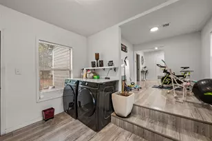 1401 Texas Ave, Mart, TX 76664 - Photo 14