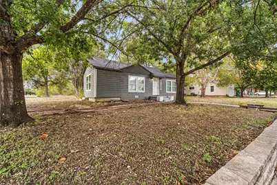 1401 Texas Avenue, Mart, TX 76664 - Photo 2