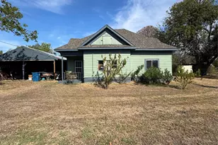 102 N 6th Street W, Dawson, TX 76639 - Photo 10