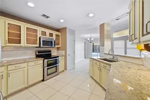 5666 Hunters Bend Ln, Dallas, TX 75249 - Photo 10