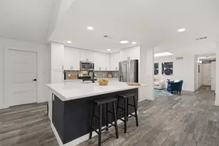 9038 Flicker Ln, Dallas, TX 75238 - Photo 8