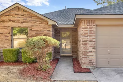 2721 Carten Street, Fort Worth, TX 76112 - Photo 4