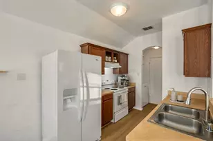 2721 Carten St, Fort Worth, TX 76112 - Photo 14