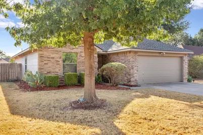 2721 Carten Street, Fort Worth, TX 76112 - Photo 2