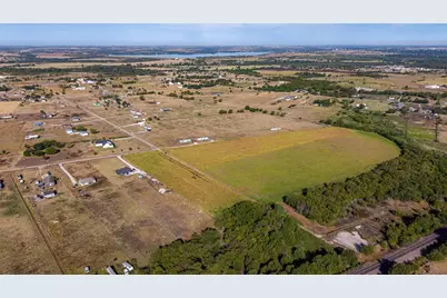 4401 Fox Street, Cleburne, TX 76033 - Photo 26