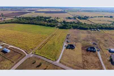 4401 Fox Street, Cleburne, TX 76033 - Photo 4