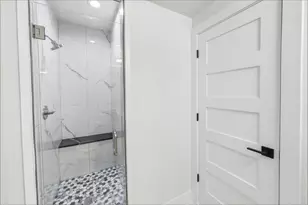 408 Rayner Ave, Fort Worth, TX 76111 - Photo 14
