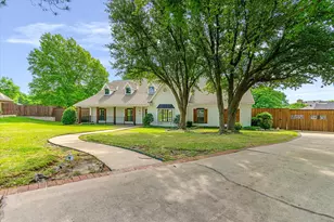 3511 Woodcrest Ct, Colleyville, TX 76034 - Photo 2