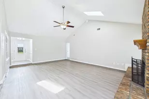 4900 Ridgeline Dr, Arlington, TX 76017 - Photo 6