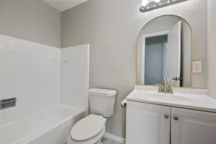 66 W Mountain Creek Dr, Grand Prairie, TX 75052 - Photo 12