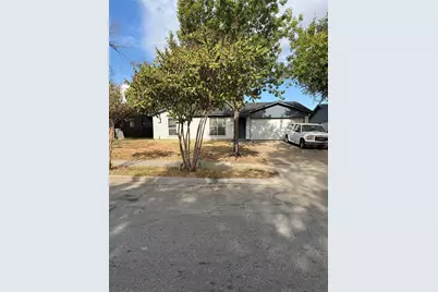 2820 Laramie Street, Irving, TX 75062 - Photo 2