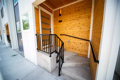 2804 Weisenberger Street #233, Fort Worth, TX 76107 - Photo 2