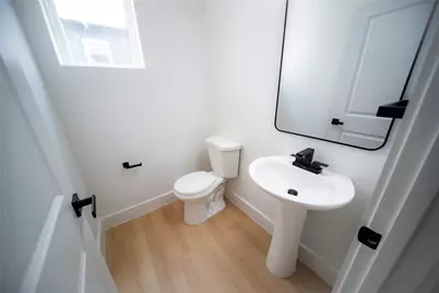 2804 Weisenberger Street #233, Fort Worth, TX 76107 - Photo 6