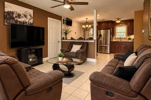 819 N Cooper St, Arlington, TX 76011 - Photo 2
