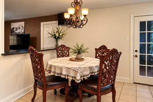 819 N Cooper St, Arlington, TX 76011 - Photo 8