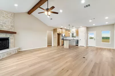 461 S Fm 196, Blossom, TX 75416 - Photo 4