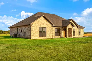 461 S Fm 196, Blossom, TX 75416 - Photo 2
