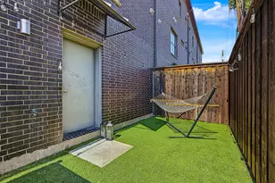 2310 N Fitzhugh Ave, Dallas, TX 75204 - Photo 16