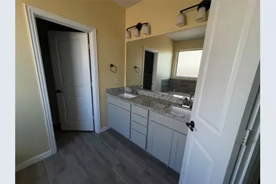 208 Flower Ridge Drive, Fort Worth, TX 76108 - Photo 12