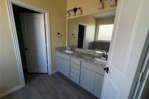 208 Flower Ridge Dr, Fort Worth, TX 76108 - Photo 12