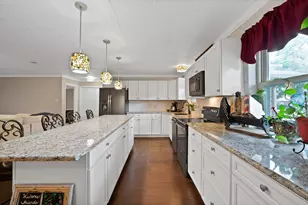 4101 Newport Bay Ct, Granbury, TX 76049 - Photo 8