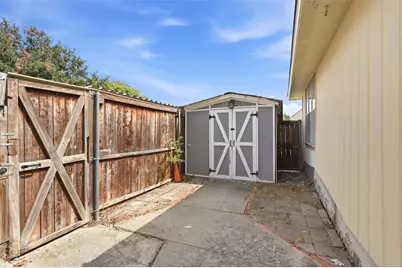 13915 Brookgreen Drive, Dallas, TX 75240 - Photo 26