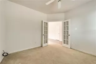 5601 Millers Creek Dr, Denton, TX 76226 - Photo 4
