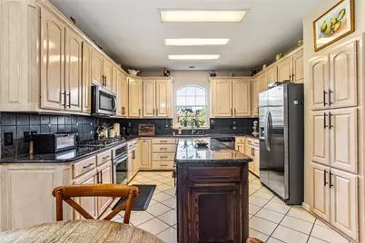 1910 Maplewood Drive, Weatherford, TX 76087 - Photo 12