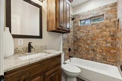 4662 Barbara Road, River Oaks, TX 76114 - Photo 12