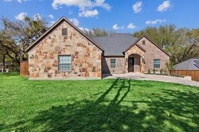 4662 Barbara Road, River Oaks, TX 76114 - Photo 2