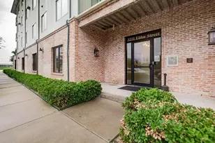 3221 Elihu St, Dallas, TX 75210 - Photo 2