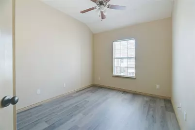 12604 Bay Avenue, Fort Worth, TX 76040 - Photo 10