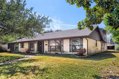 2912 Marsann Lane, Farmers Branch, TX 75234 - Photo 2