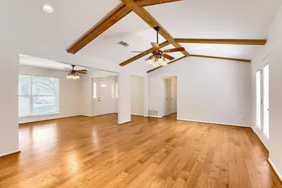 2912 Marsann Lane, Farmers Branch, TX 75234 - Photo 10