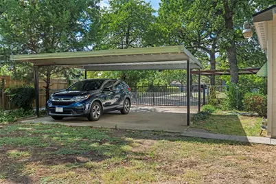 5325 Trentman Street, Fort Worth, TX 76119 - Photo 4