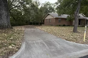 924 Monterey Dr, Denton, TX 76209 - Photo 4
