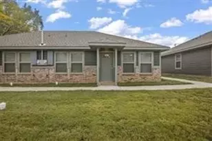 324 W Munson St, Denison, TX 75020 - Photo 1