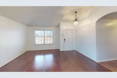 1815 Shanna Drive, Lancaster, TX 75134 - Photo 4