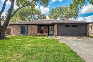 1921 Covey Ct, Irving, TX 75060 - Photo 2