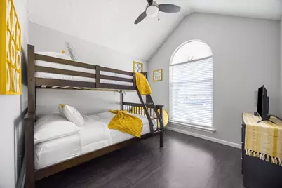 2202 Ashwood Court, Carrollton, TX 75006 - Photo 20