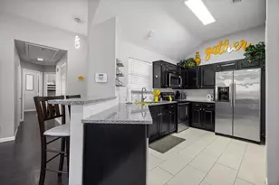 2202 Ashwood Ct, Carrollton, TX 75006 - Photo 6